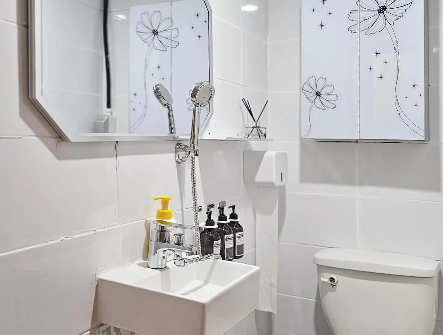 Βίλα Cozy M Hongik,Univer 6Min, Sinchon Station 4Min, Cozy, Confortable Σεούλ